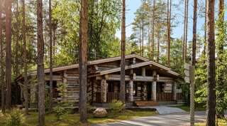 Гостевой дом Царство-Королевство Рощино Коттедж «Серый Кардинал»-1